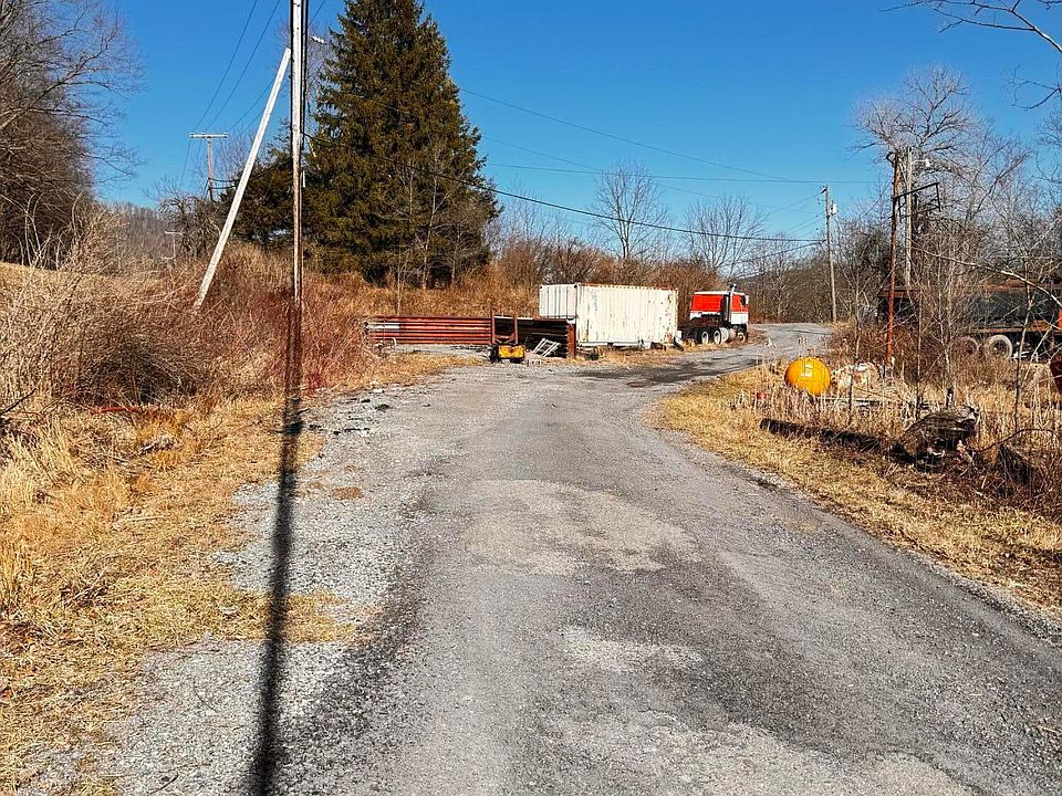 2nd image of Shay Dr