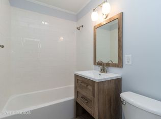 353 Blackhawk Dr, Park Forest, IL