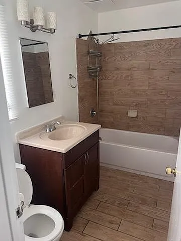 5439 Russell Ave #6 — Photo 6