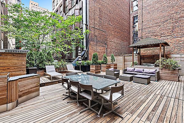 1st image of 217 Broadway #2