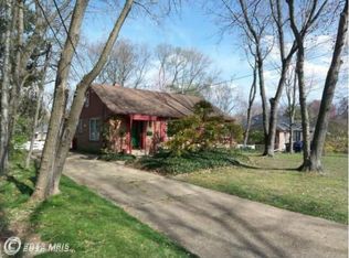 8005 Hamilton Ln, Alexandria, VA 22308