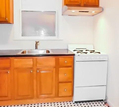 3rd image of 1053 Bush St APT 2