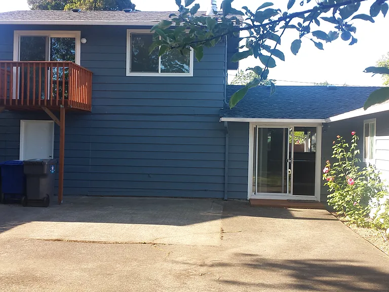 11711 SE 166th Pl — Photo 15