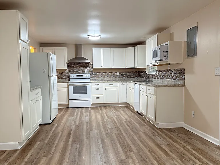 4787 Fishburg Rd — Photo 11
