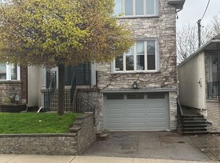 66 Livingstone Ave, Toronto, ON M6E 2L8