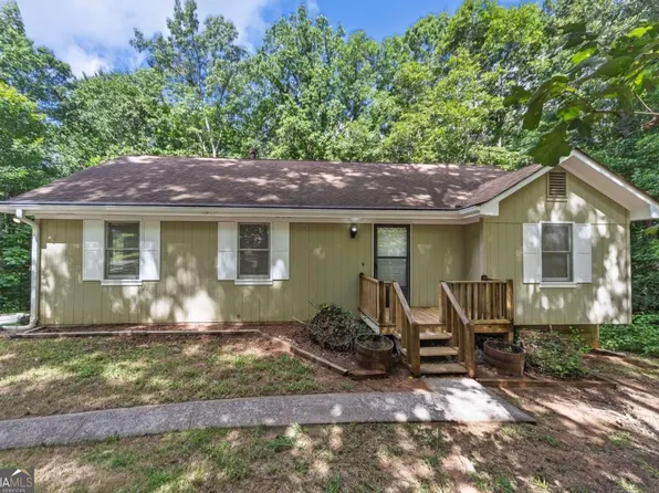 2202 Heath Dr, Ball Ground, GA 30107