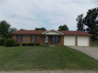 120 Bowen Dr, Lawrenceburg, KY 40342