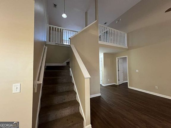 4th image of 517 Lake Jordan Blvd W