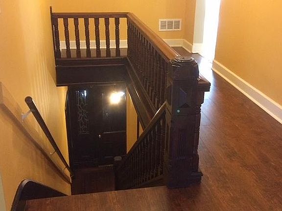 3rd image of 524 N 12th St #2