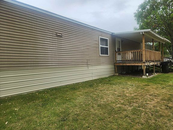 4th image of 1204 Elkhorn Peak Ln