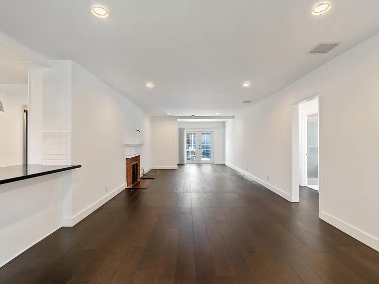 3504 Tuller Ave — Photo 7