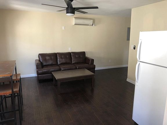 4th image of 1281 W 37th Pl #727b50650