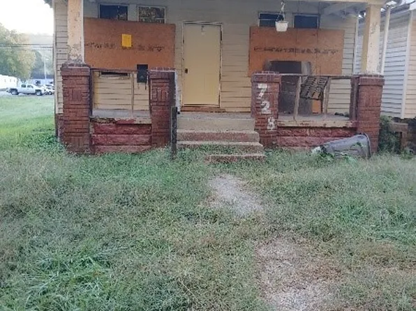728 Woodlawn Ave, Zanesville, OH 43701