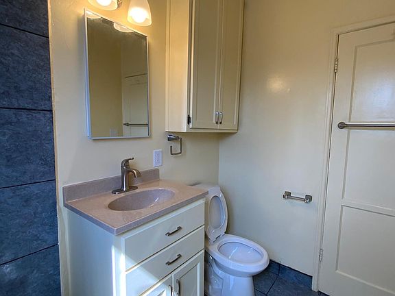 4th image of 5887 Gardenia Ave #5891