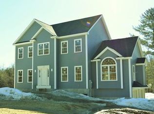 62 Bolton Station Rd, Lancaster, MA 01523