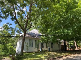 49 2nd St S, Centreville, AL 35042
