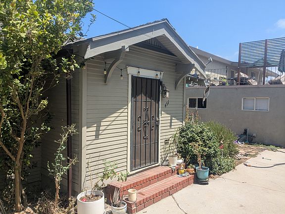 2nd image of 451 Coronado Ave