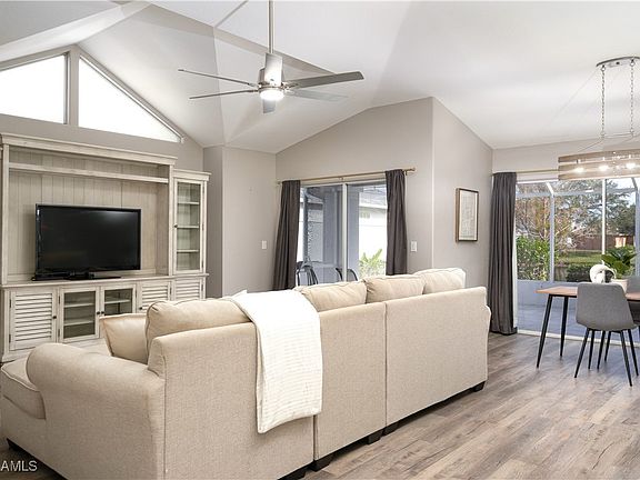 4th image of 9467 Palm Island Cir