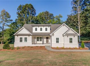 727 Old Collins Rd, Hoschton, GA 30548