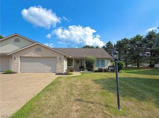 1012 Meadow Dr NW, Strasburg, OH 44680