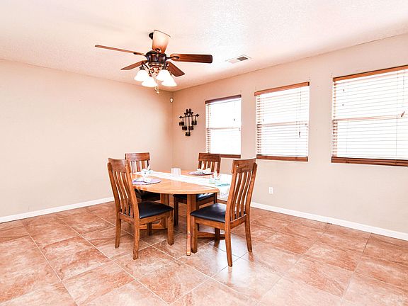 5th image of 8340 Bluffs Edge Pl NW