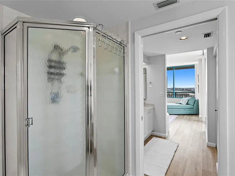 1540 Gulf Blvd #2107 — Photo 34
