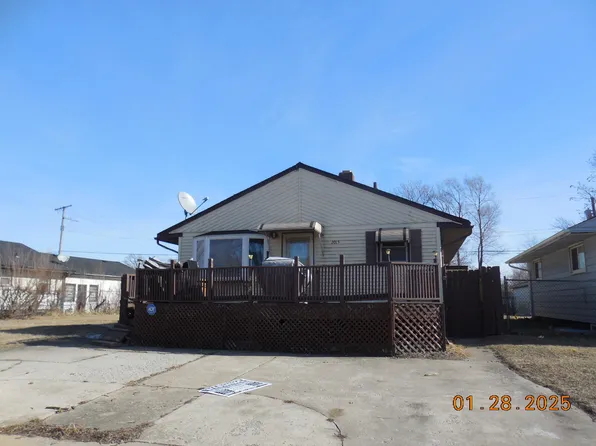 2015 Georgia St, Gary, IN 46407