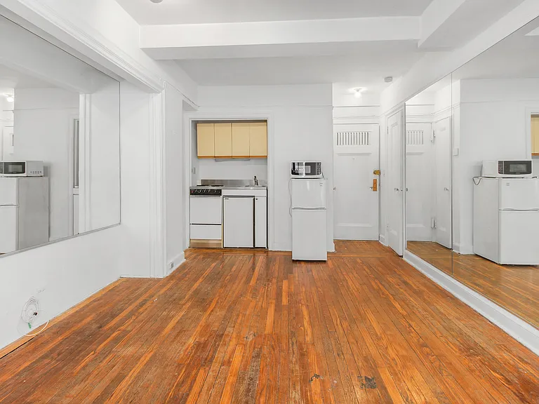 5 Tudor City Pl #1606 — Photo 3
