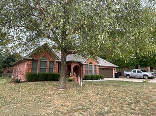 4652 Henwick Ln, Jefferson City, MO 65109