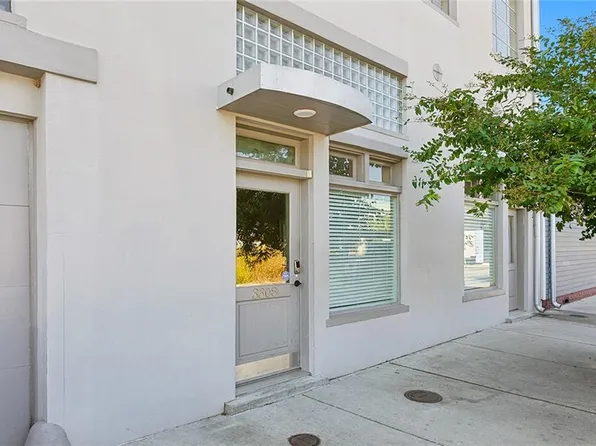 3308 Burgundy St, New Orleans, LA 70117