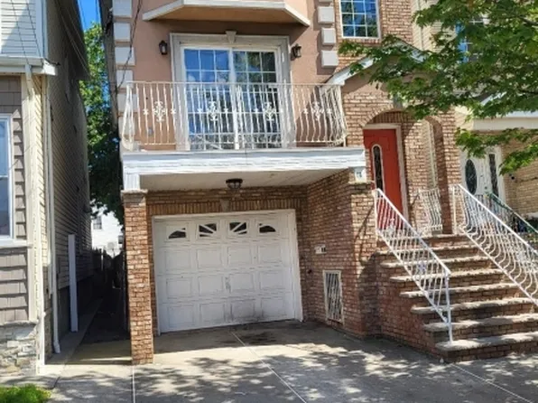 12 Geneva St, Elizabeth City, NJ 07206