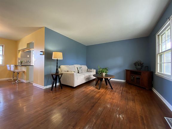 2nd image of 8006 E Levitt Dr