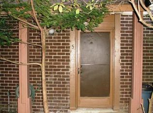 5660 Oak Tanager Ct, Burke, VA 22015