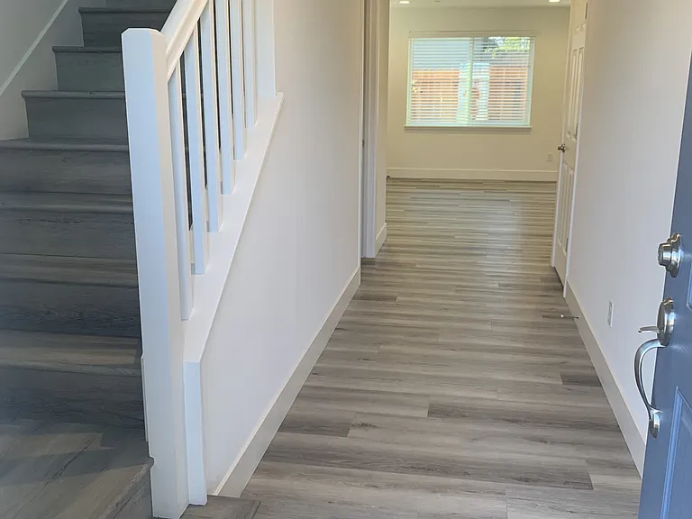 5725 Misty Wind Ct — Photo 2