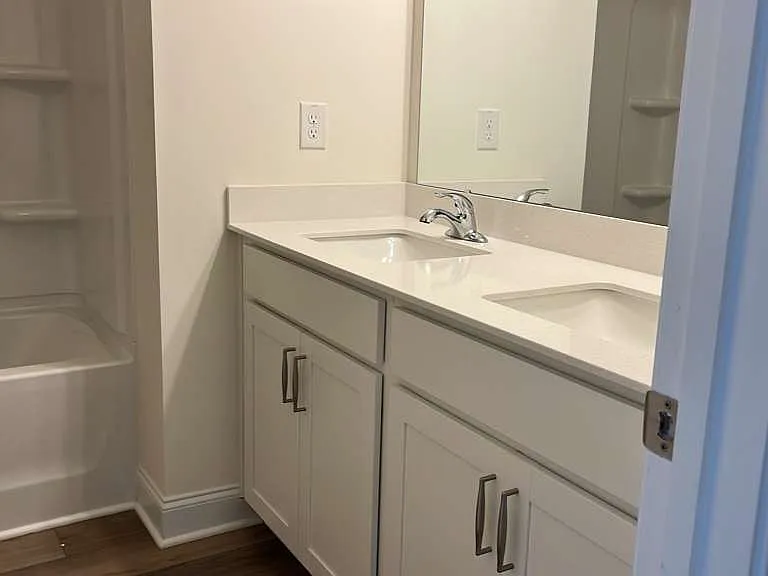 50 Anastasia St — Photo 18