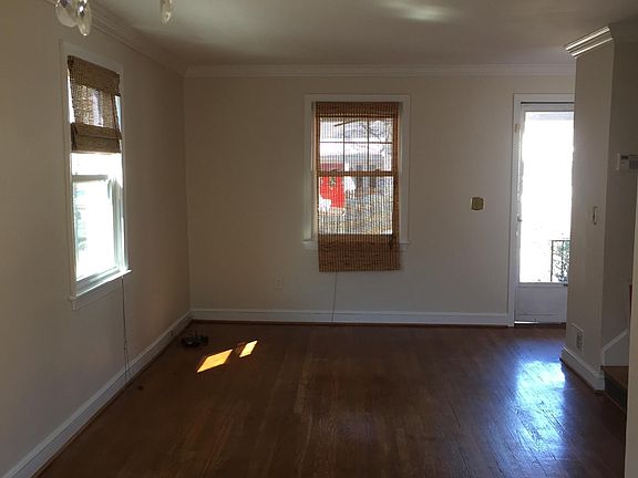 3rd image of 315 E Mount Ida Ave