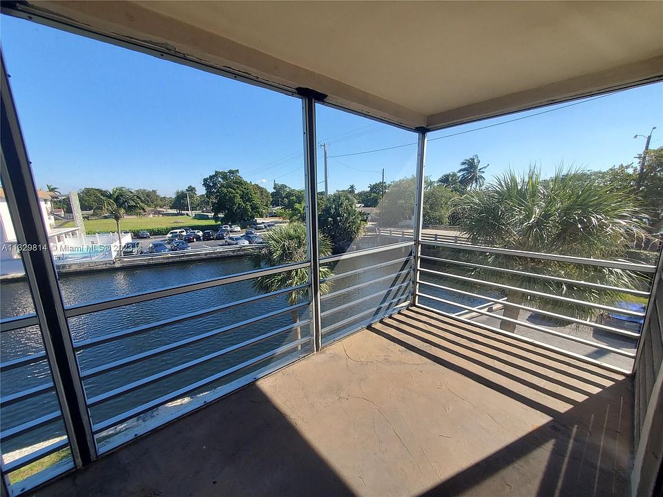 1st image of 2741 Taft St APT 310