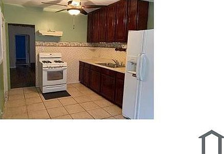 4th image of 4926 W Congress Pkwy #1