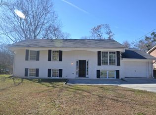 2377 Greenway Dr, Decatur, GA 30035