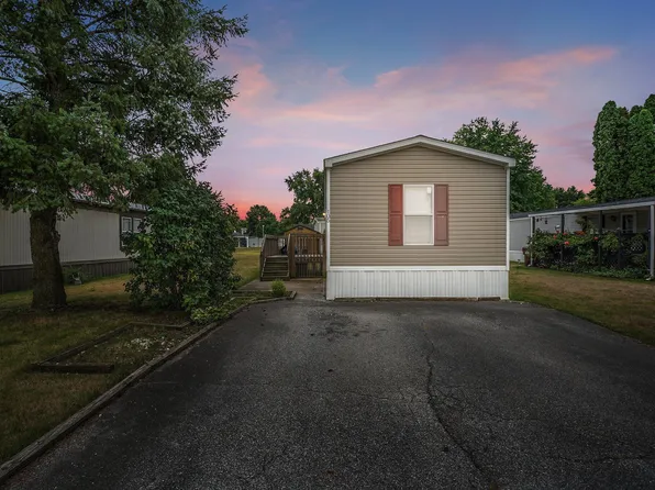 105 Skyline Dr, Ashville, OH 43103