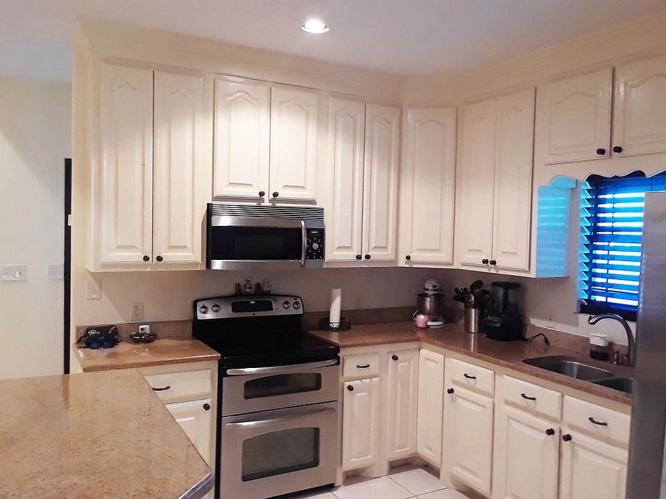 2nd image of 6532 Vista Jardin Circle