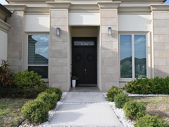 3rd image of 1311 E Danielle Ave