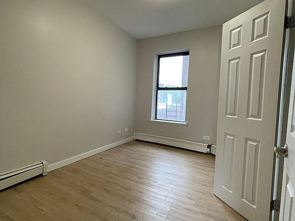 3rd image of 13-15 Olean Ave #3D