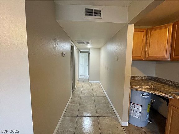 5th image of 521 N 16th St #B