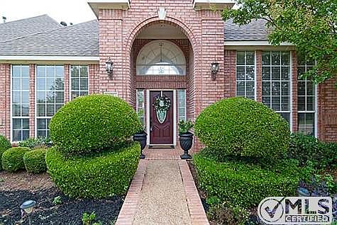 4th image of 375 Binkley Ct