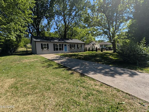 3rd image of 3410 Boright Dr