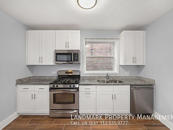 3rd image of 3817 N Sawyer Ave #2