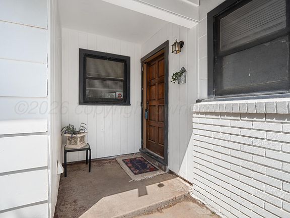 4th image of 2233 SE 23rd Ave
