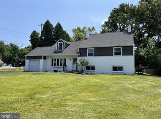 5 S Spring Ln, Phoenixville, PA 19460