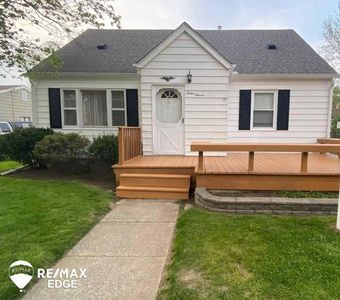 1211 Marguerite St, Flushing, MI, 48433